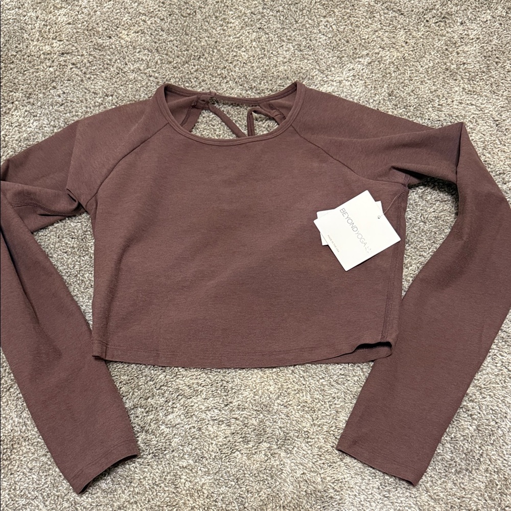 Women's Long Sleeve Crop Top - Brown/ truffle